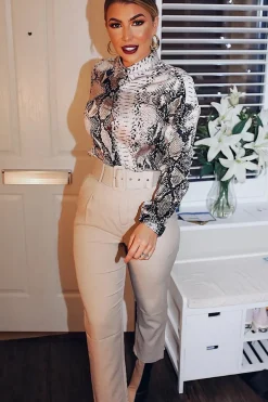 Rebellious Fashion Beige Belted Tapered Peg Trousers - Jessika