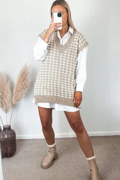 Rebellious Fashion Beige Houndstooth Knit Vest - Hazel
