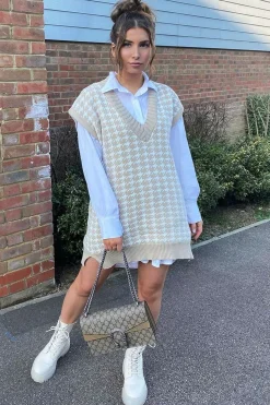 Rebellious Fashion Beige Houndstooth Knit Vest - Hazel