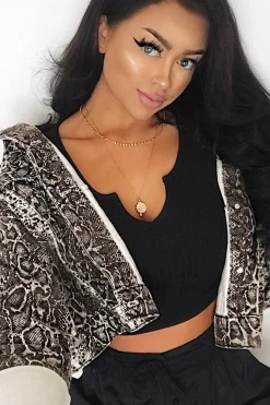 Rebellious Fashion Beige Snake Print Crop Denim Jacket - Bernice