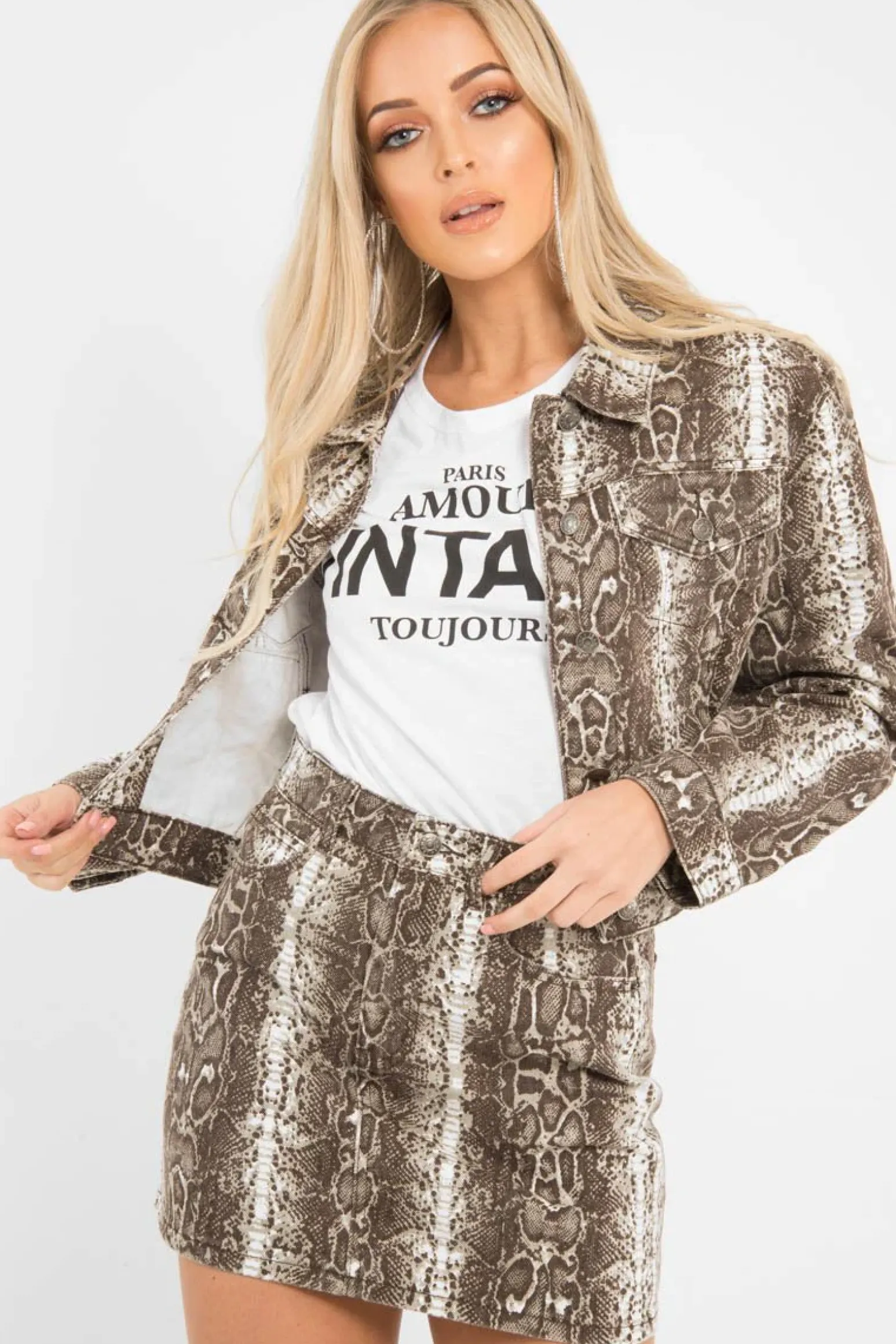 Rebellious Fashion Beige Snake Print Crop Denim Jacket - Bernice