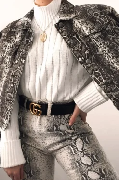 Rebellious Fashion Beige Snake Print Crop Denim Jacket - Bernice