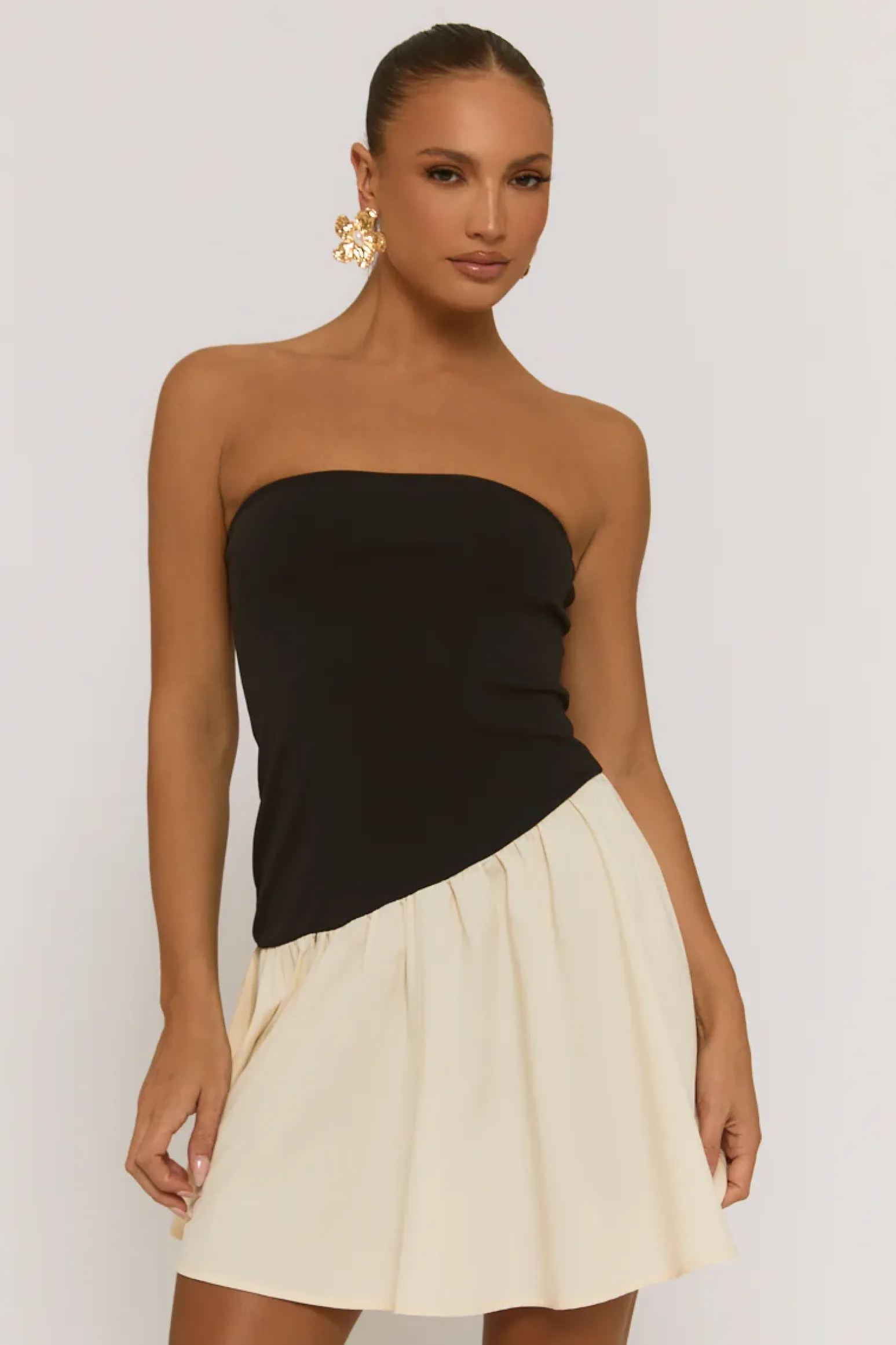 Rebellious Fashion Black Contrast Asymmetric Peplum Mini Dress - Reba