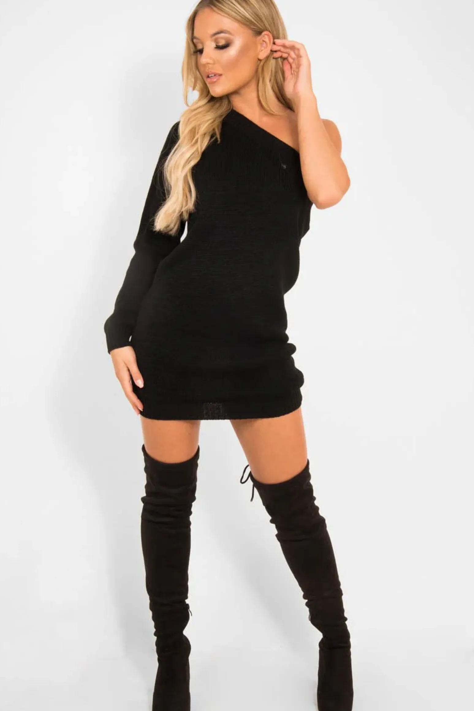 Rebellious Fashion Black One Shoulder Jumper Dress - Liseth