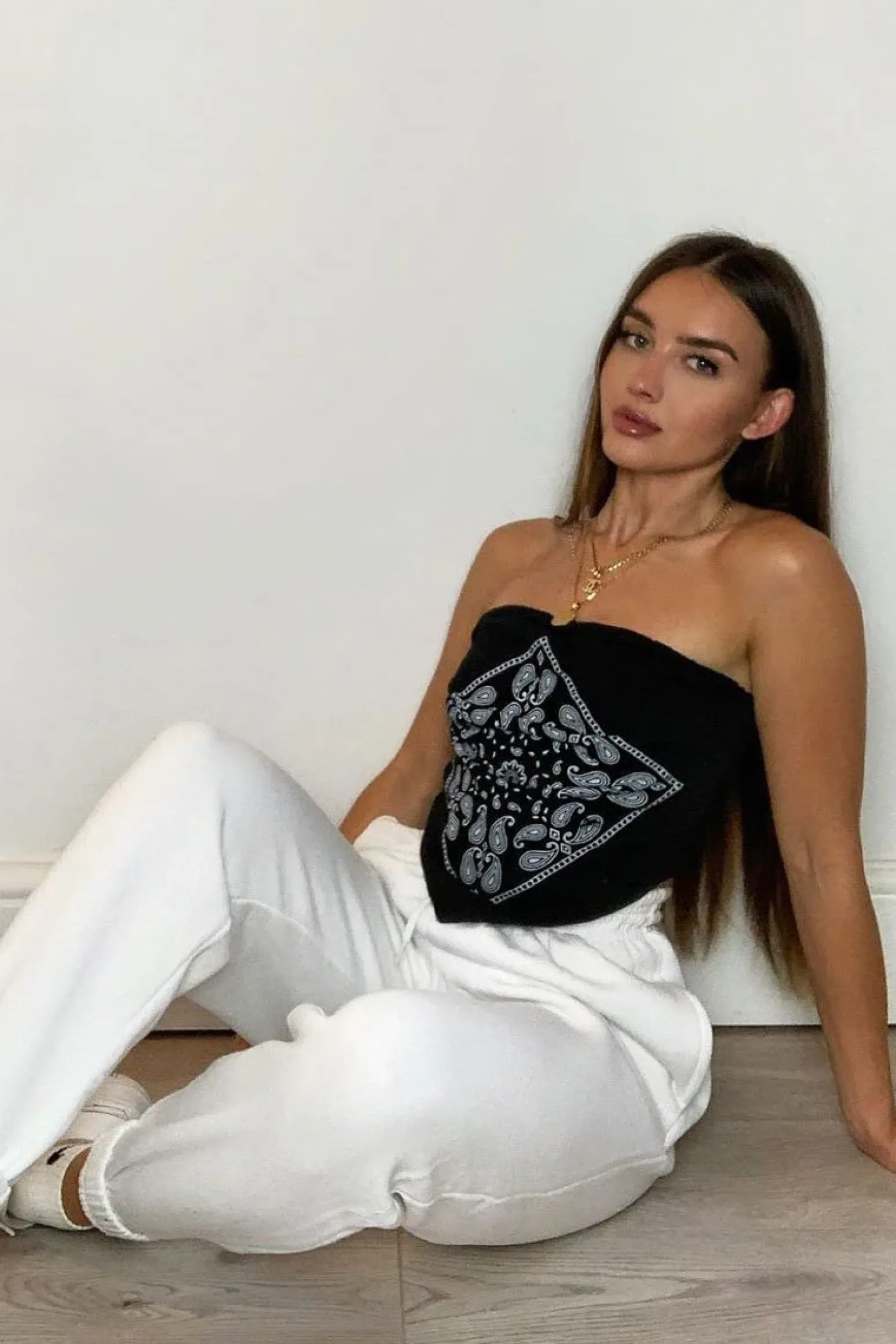 Rebellious Fashion Black Bandana Scarf Print Crop Top - Jacquelin