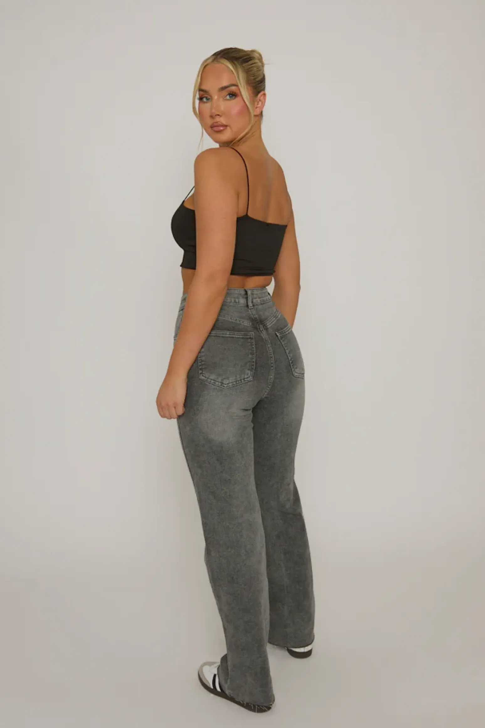 Rebellious Fashion Black Basic Strappy Crop Top - Rosaria