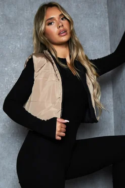Rebellious Fashion Black Camel Reversible Cropped Puffer Gilet - Naava