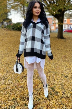 Rebellious Fashion Black Check Deep Neck Sweater - Neta