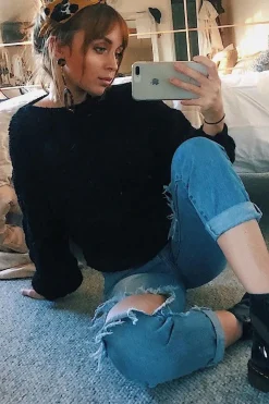Rebellious Fashion Black Chunky Knit Sleeve Detail Cropped Jumper - Danyela