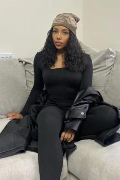 Rebellious Fashion Black Contour Long Sleeve Jumpsuit - Luana