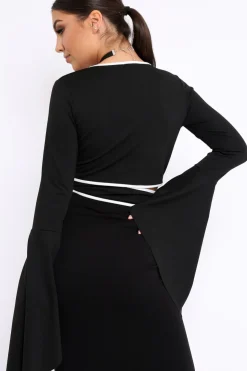 Rebellious Fashion Black Contrast Trim Tie Front Crop Top - Jaxy