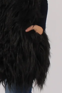 Rebellious Fashion Black Faux Fur Shaggy Gilet - Liberty
