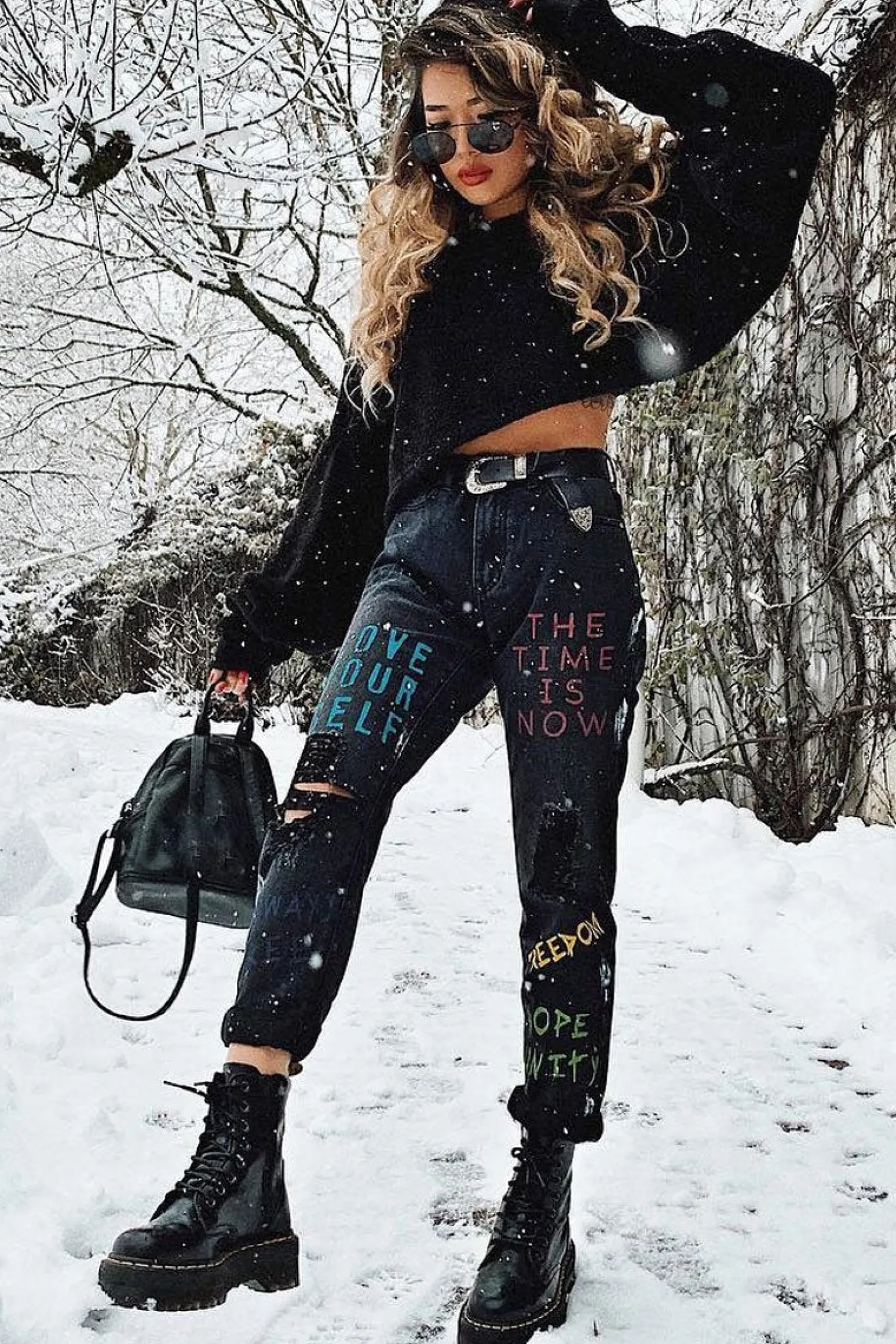 Rebellious Fashion Black Graffiti Print Distressed Boyfriend Jeans - Maryana