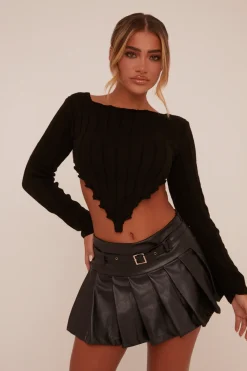 Rebellious Fashion Black Knit Asymmetric Hem Cropped Jumper - Prima