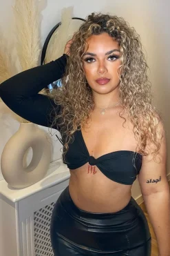 Rebellious Fashion Black Knot Front One Sleeve Crop Top - Yeliz