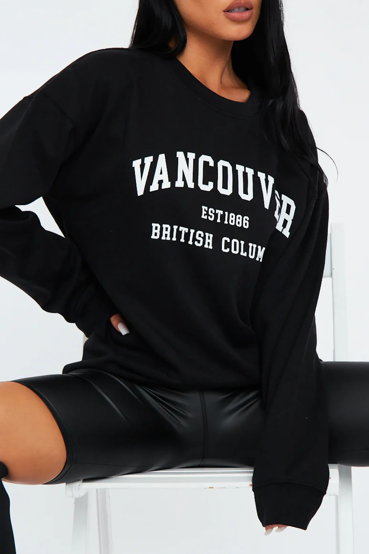 Rebellious Fashion Black Oversized Vancouver Sweatshirt - Kyran