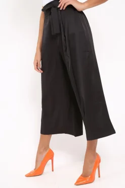 Rebellious Fashion Black Paper Bag Waist Culottes - Eris