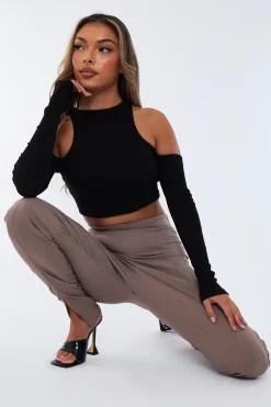 Rebellious Fashion Black Ribbed Cut Out Shoulders Crop Top - Tyra