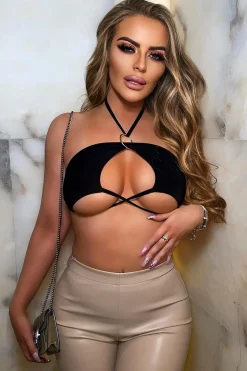 Rebellious Fashion Black Ring Detail Halter Neck Crop Top - Joyce