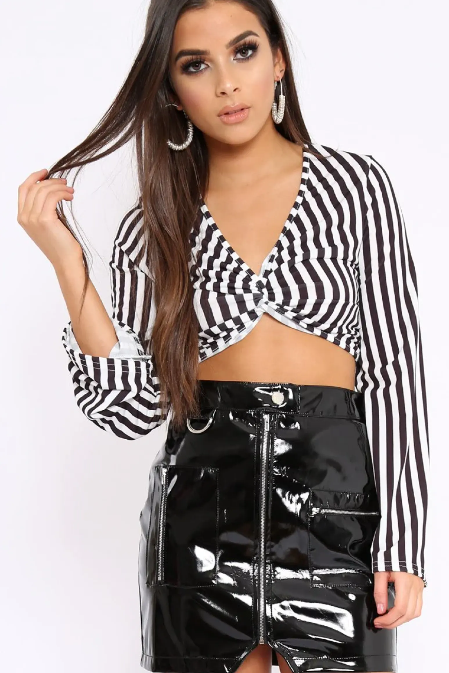 Rebellious Fashion Black Shiny PU Front Zip Skirt - Abida