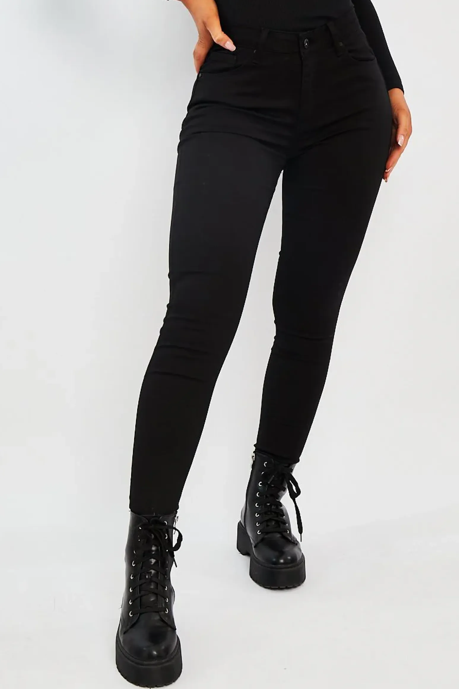Rebellious Fashion Black Skinny Stretch Denim Jeans - Maeva