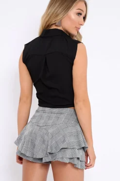 Rebellious Fashion Black Sleeveless Tie at Front Blouse - Crista
