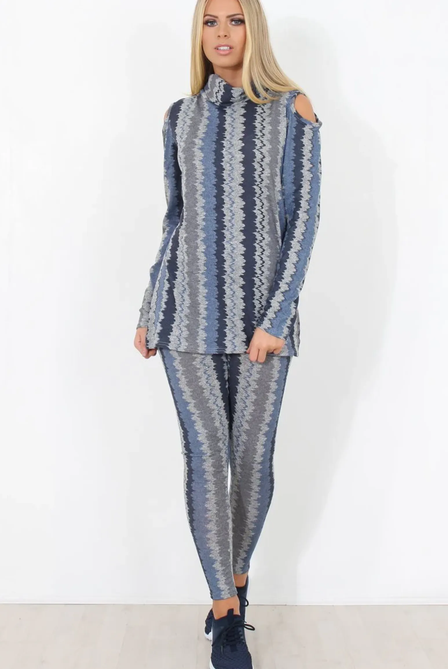Rebellious Fashion Blue and Grey Patterned Loungewear Set - Jessica
