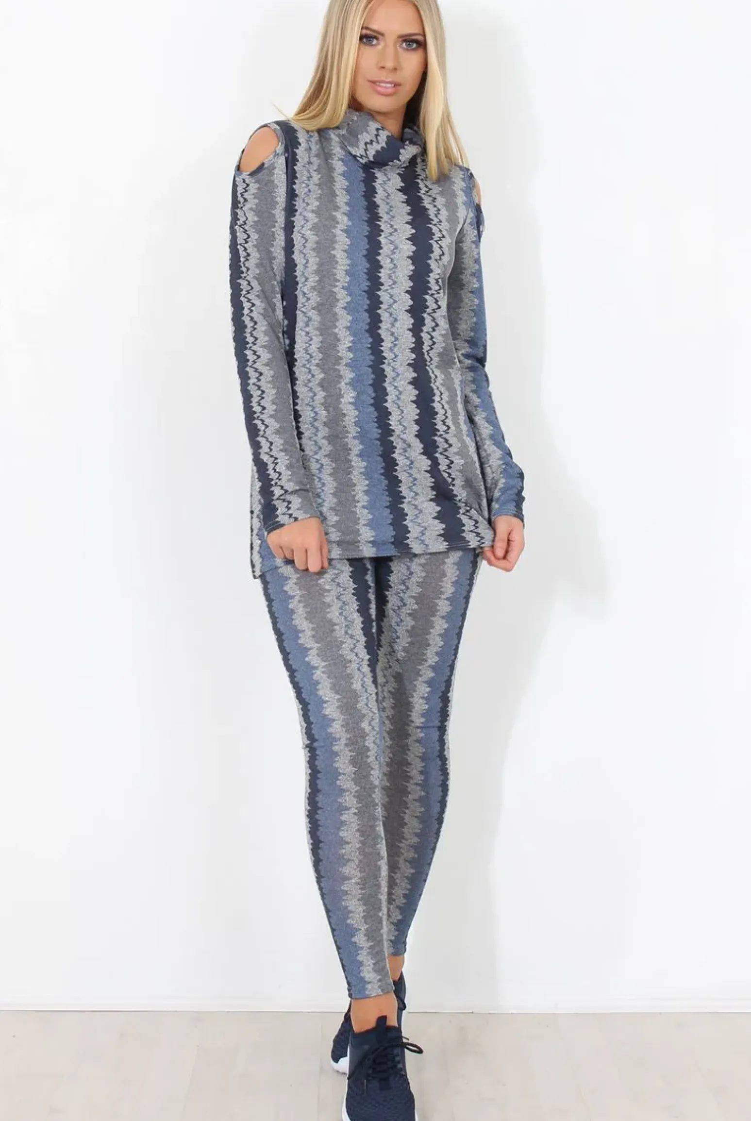 Rebellious Fashion Blue and Grey Patterned Loungewear Set - Jessica
