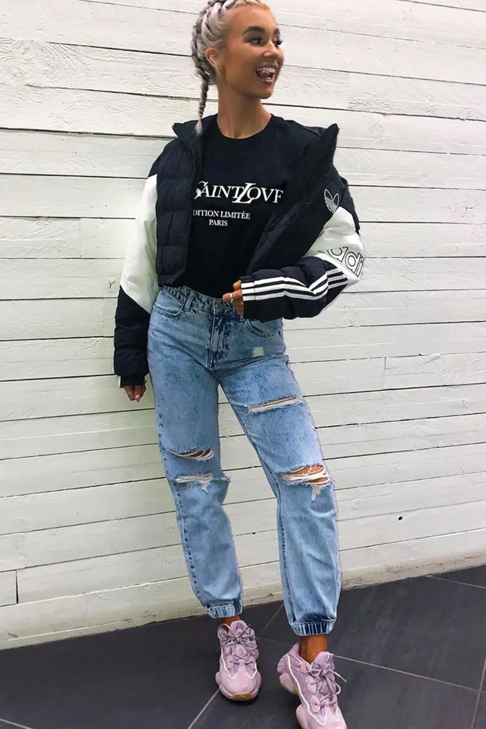 Rebellious Fashion Blue Distressed Cuffed Ankle Jeans - Viola