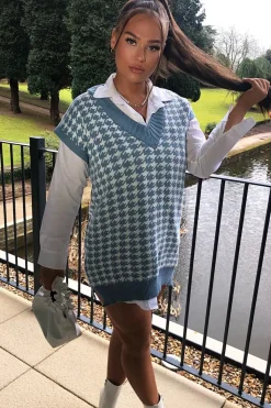 Rebellious Fashion Blue Houndstooth Knit Vest - Hazel