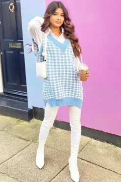 Rebellious Fashion Blue Houndstooth Knit Vest - Hazel