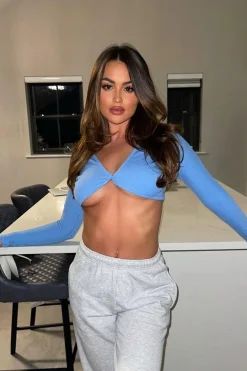 Rebellious Fashion Blue Ribbed Button Fastening Crop Top - Francia