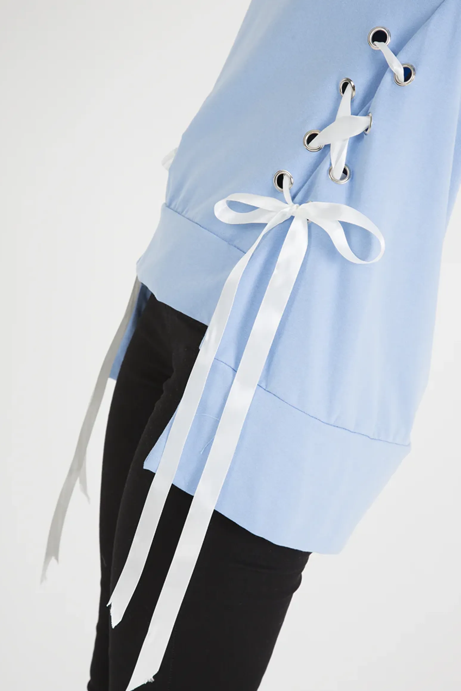 Rebellious Fashion Blue Ribbon Lace Up Dipped Hem Jumper - Wilma