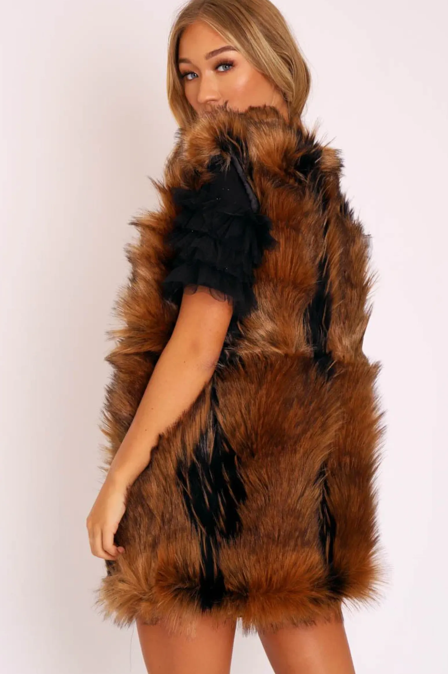 Rebellious Fashion Brown and Black Faux Fur Gilet - Jordana