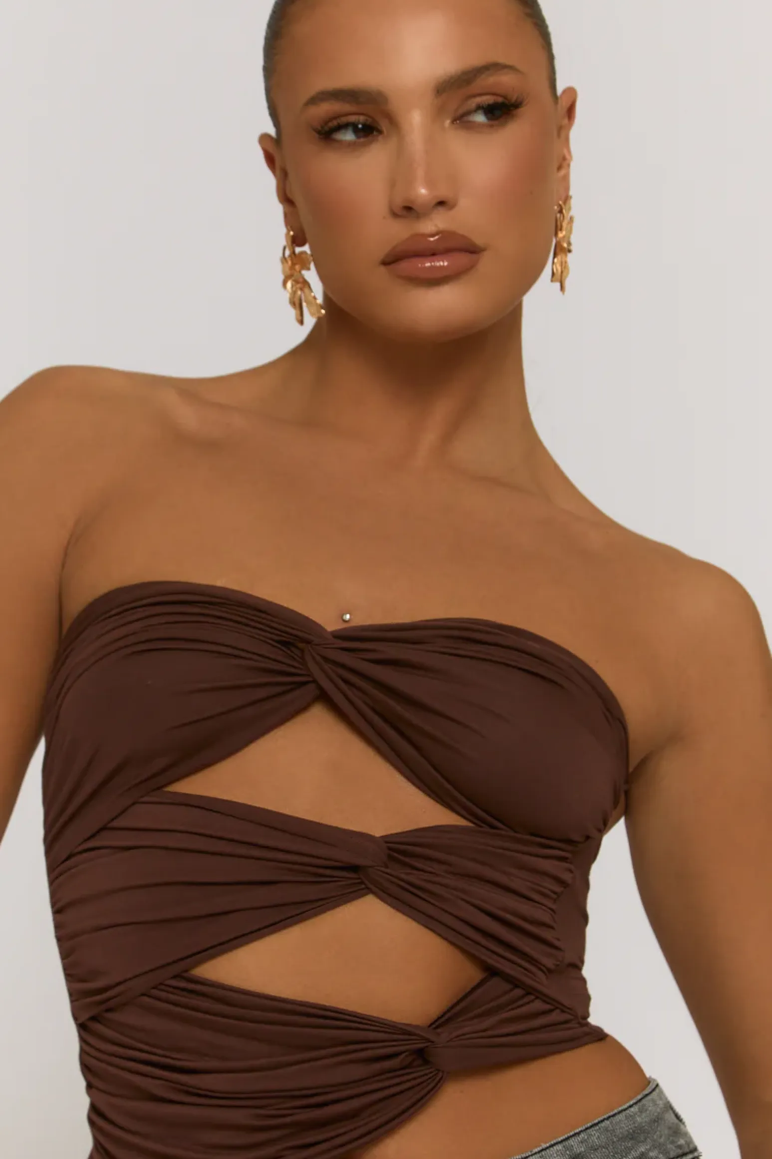 Rebellious Fashion Brown Twist Cut Out Bandeau Crop Top - Porto