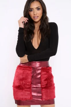 Rebellious Fashion Burgundy Vinyl Skirt With Fur Pockets - Justina