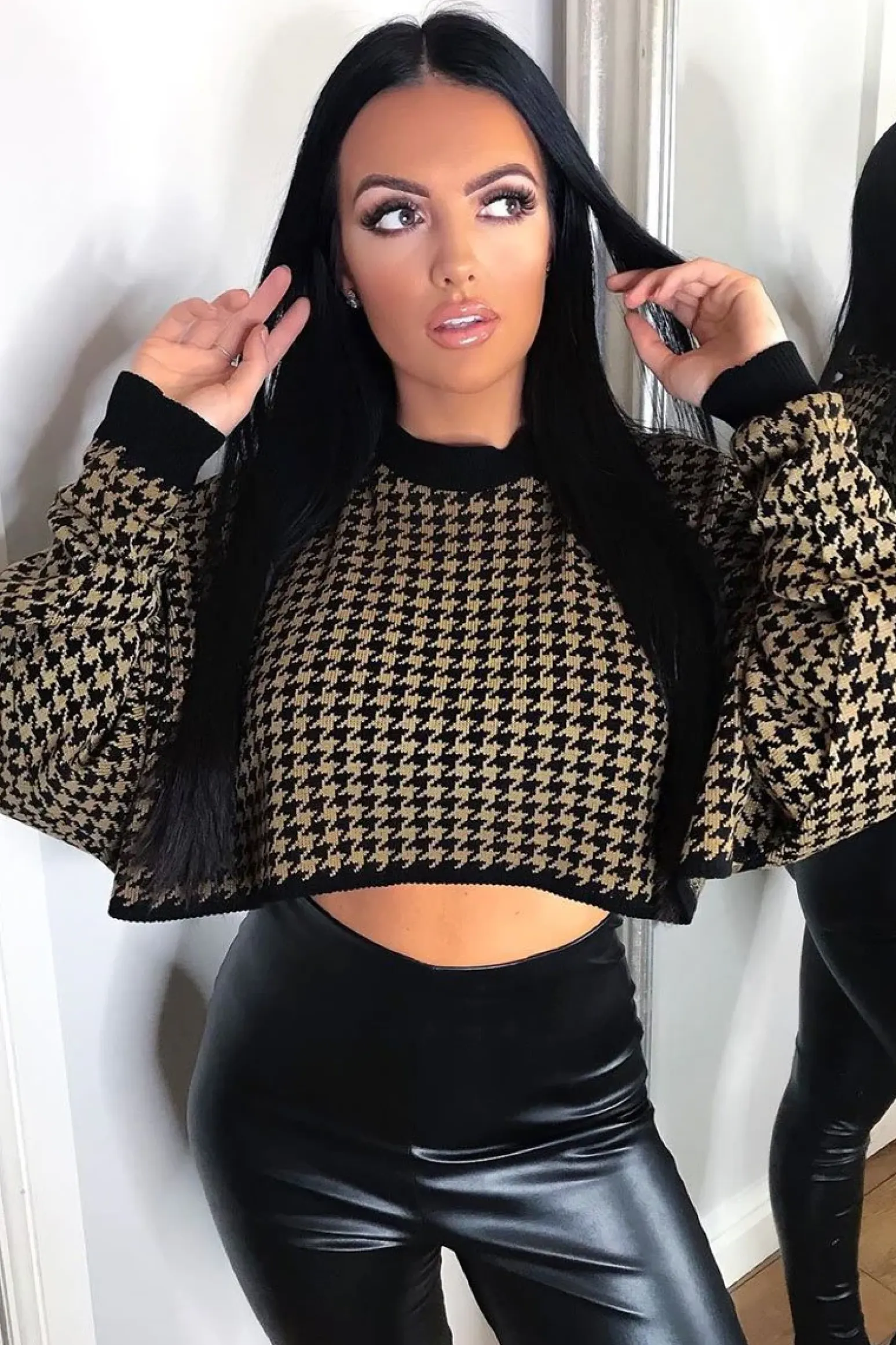 Rebellious Fashion Camel Hounds Tooth Cropped Batwing Jumper - Lizy