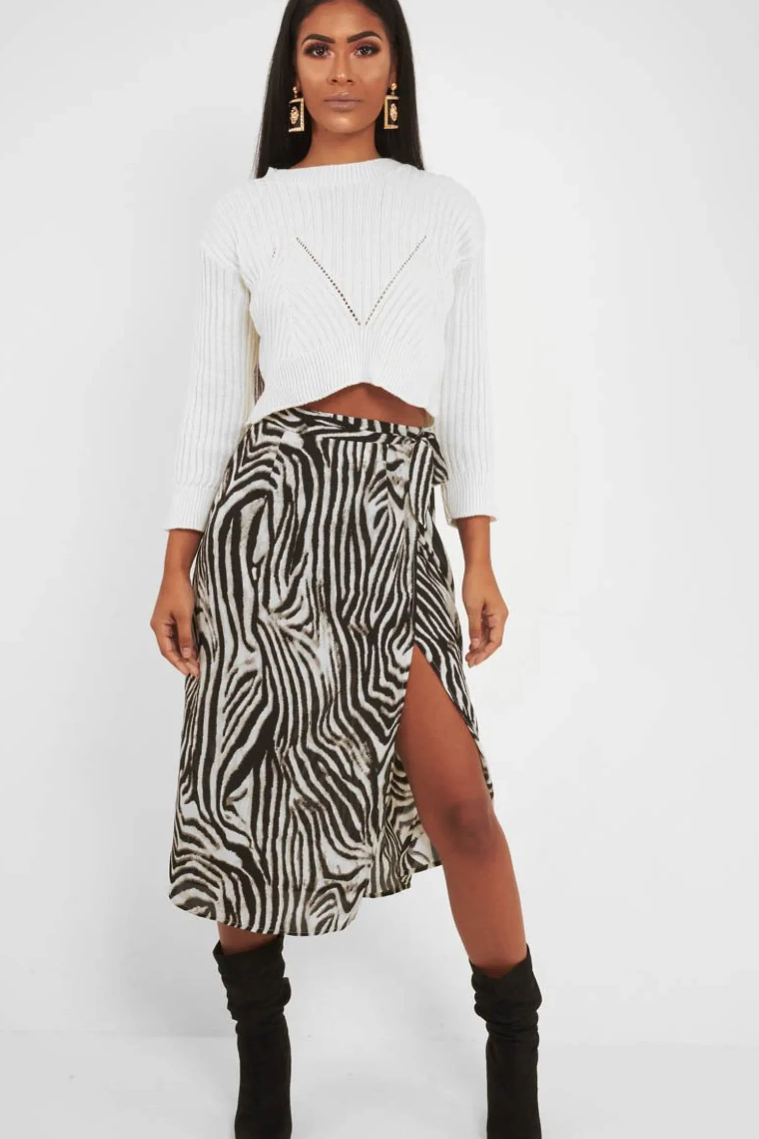Rebellious Fashion Cream Knit Detail Crop Jumper - Kiana