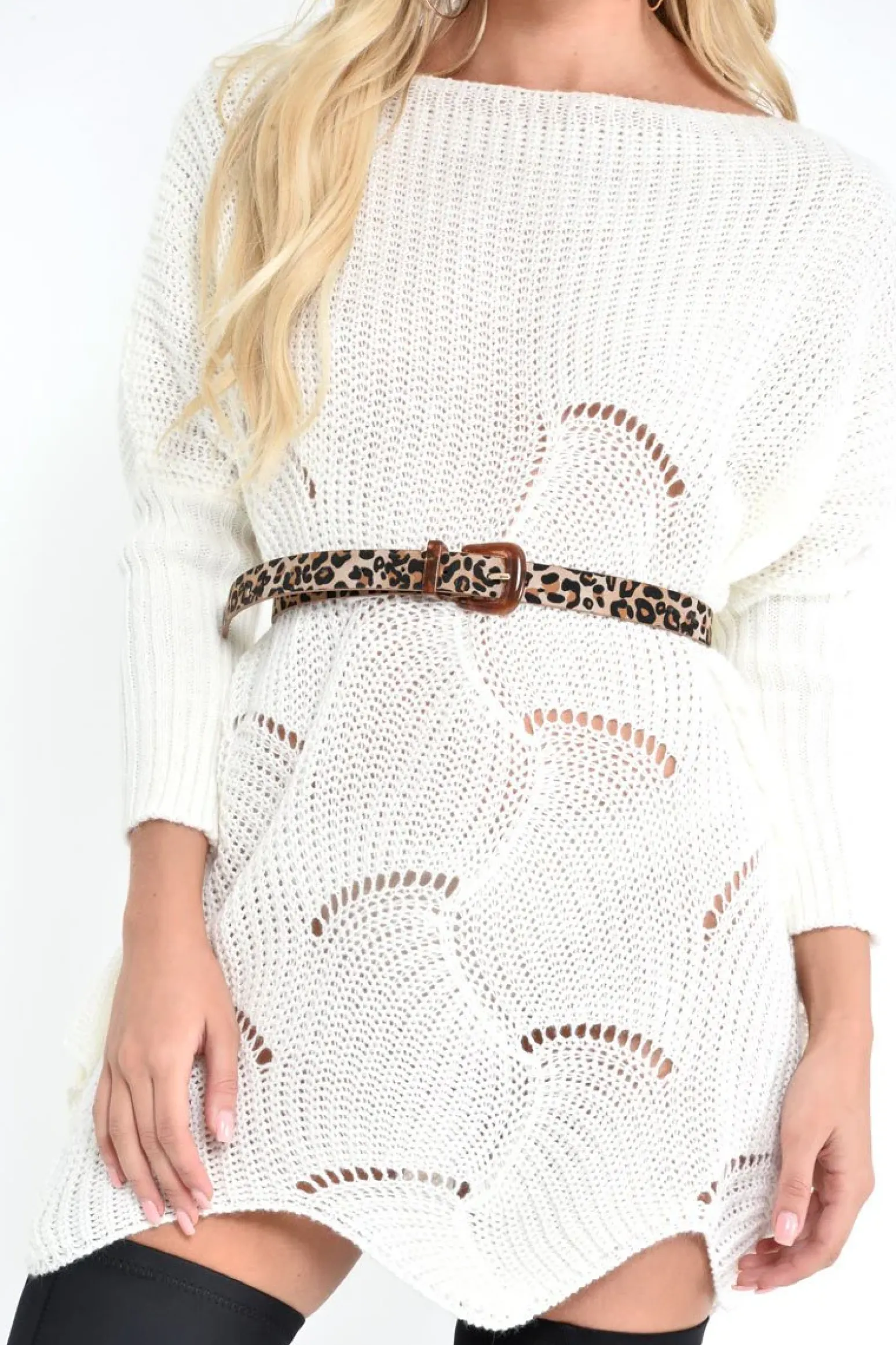 Rebellious Fashion Cream Scallop Hem Knit Jumper - Elyssa
