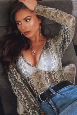Rebellious Fashion Green Snake Plunge Coated Long Sleeve Bodysuit - Clemmie