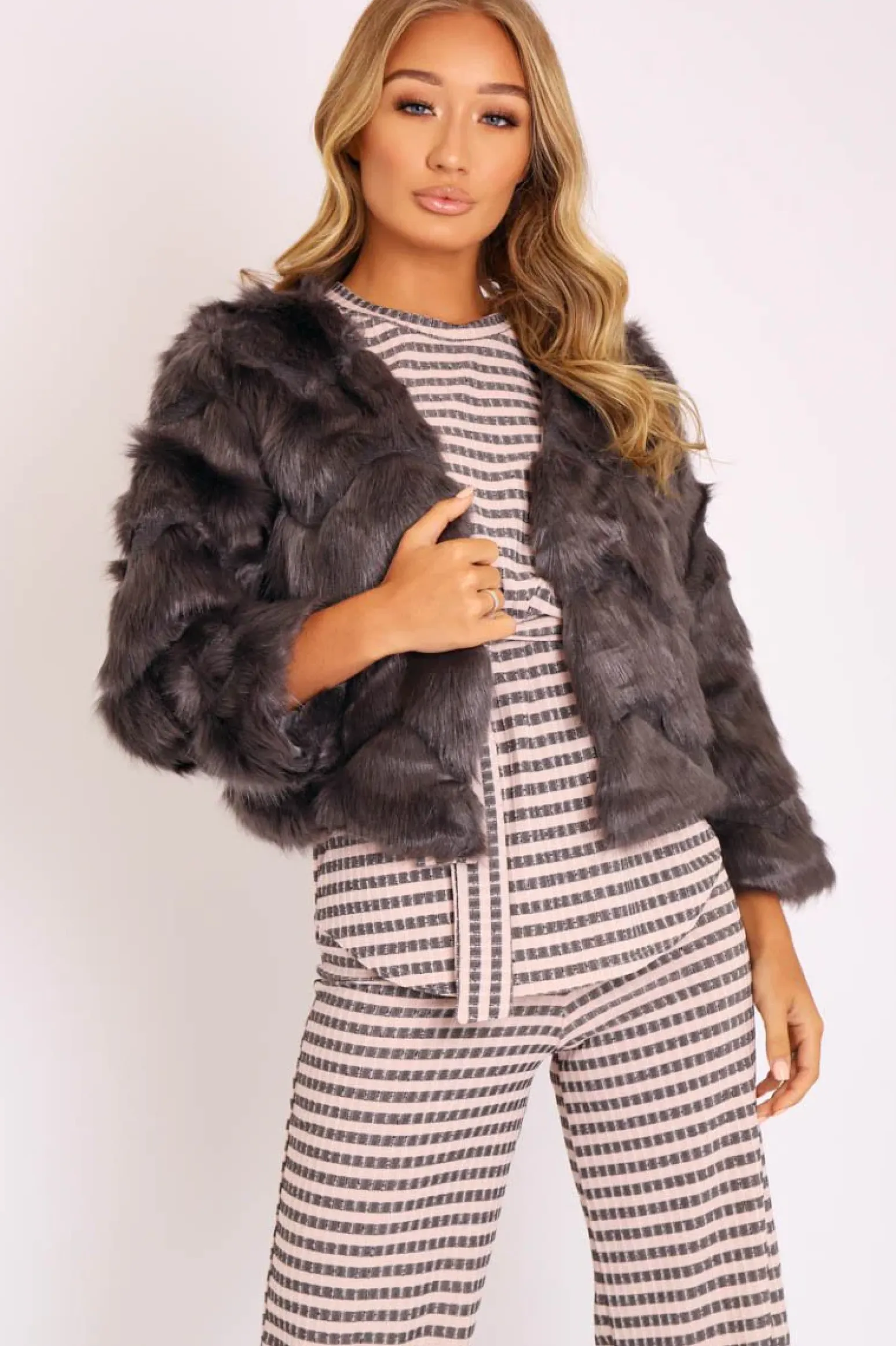 Rebellious Fashion Grey Cropped Faux Fur Jacket - Gwen