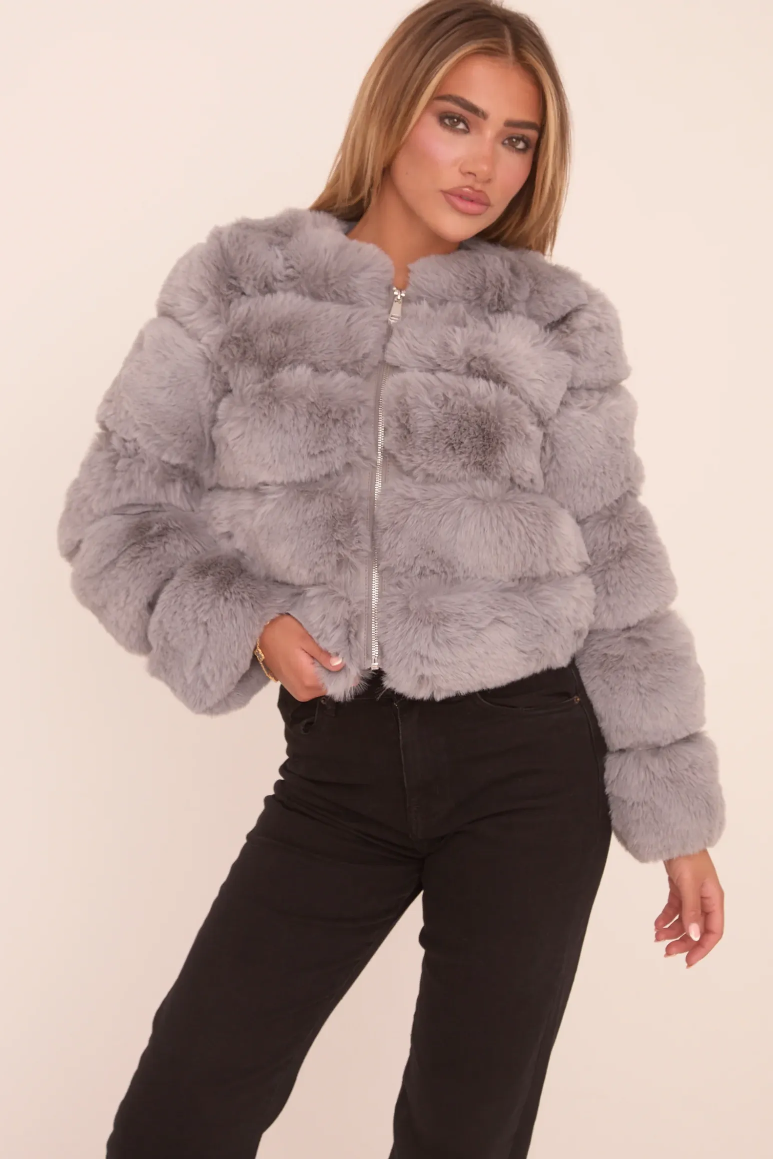 Rebellious Fashion Grey Faux Fur Cropped Coat - Heaven