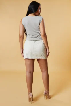 Rebellious Fashion Grey Graphic Print Sleeveless Cropped Top - Marta