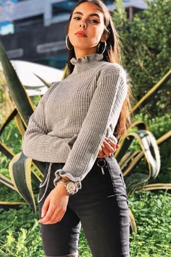 Rebellious Fashion Grey Ruffle Hem Chunky Knit Crop Jumper - Alannah