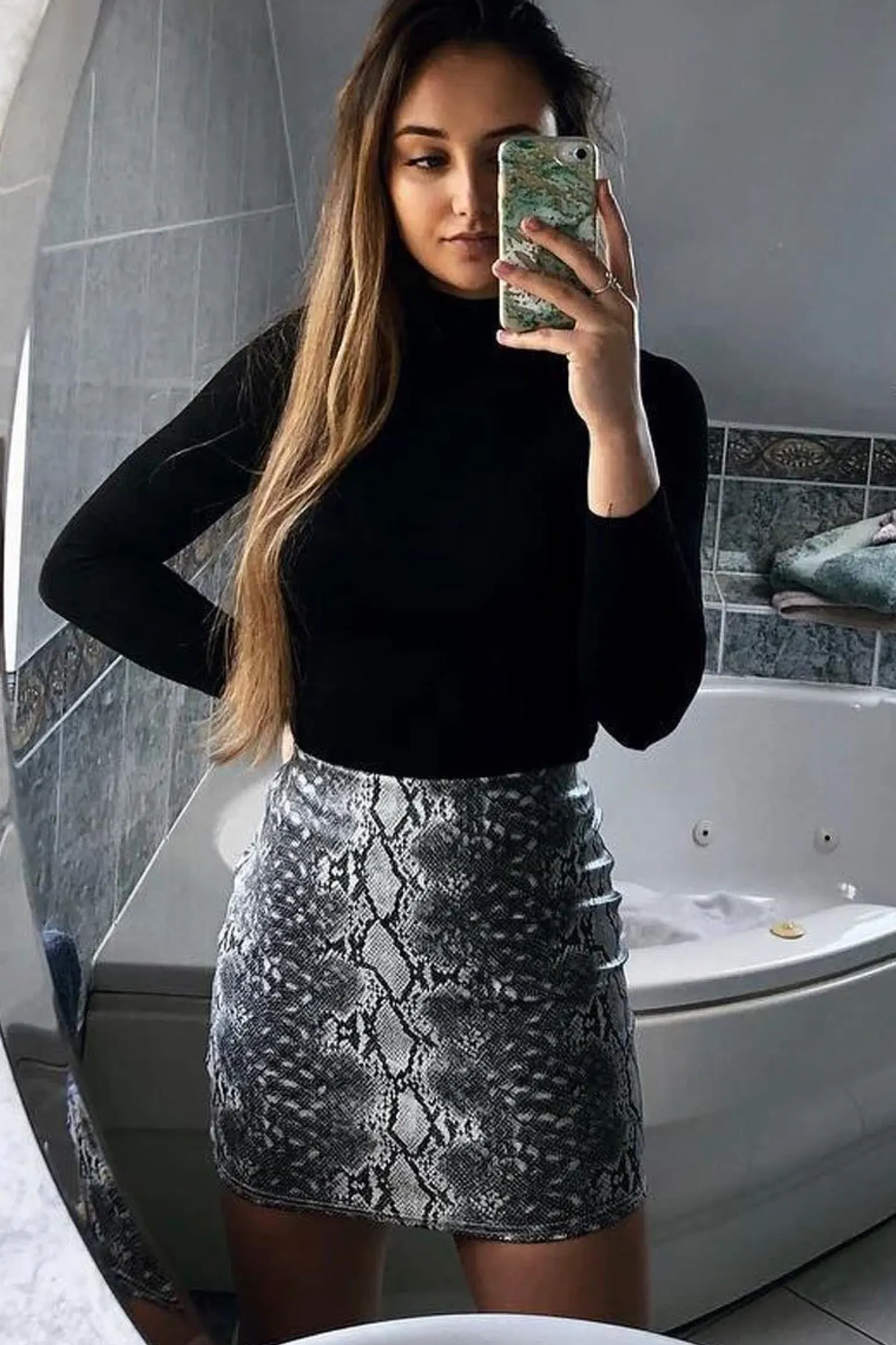 Rebellious Fashion Grey Snake Faux Leather Mini Skirt - Enisa