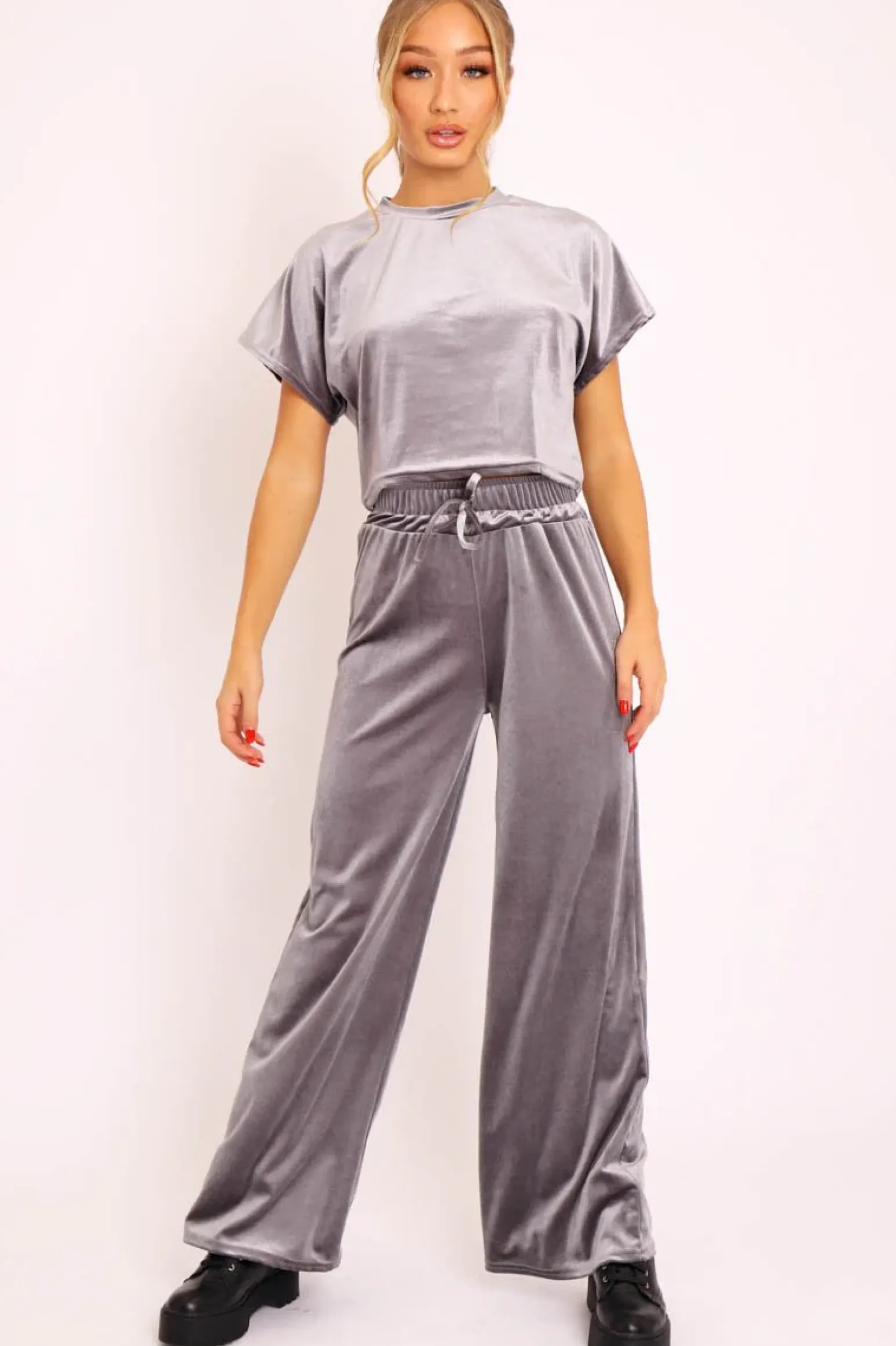 Rebellious Fashion Grey Velvet Crop Top and Trousers Loungewear Set - Kani