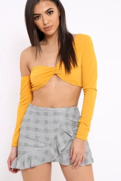 Rebellious Fashion Hound-Tooth Ruffle Skort - Becci