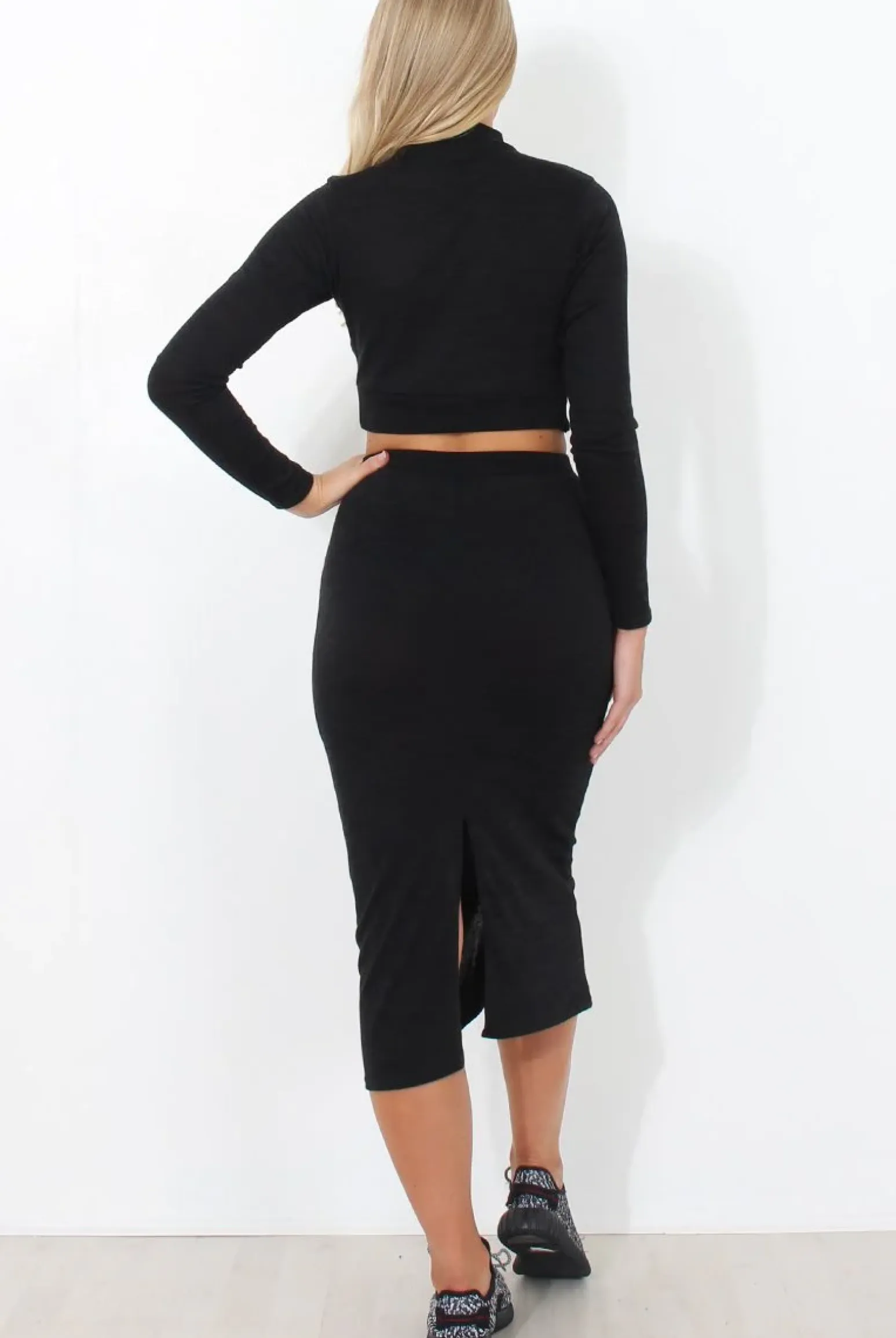 Rebellious Fashion Kori Black Crop Loungewear Set
