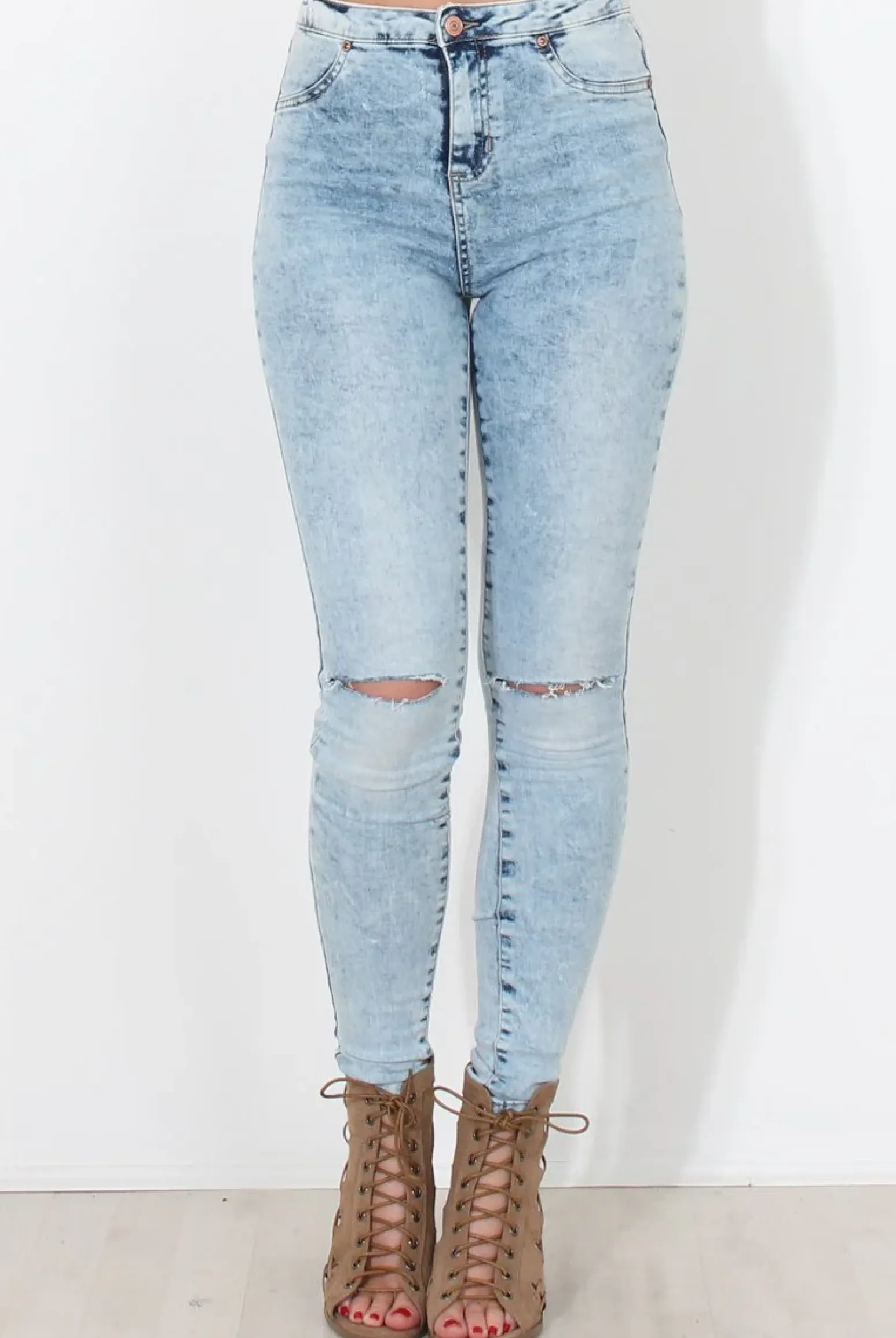 Rebellious Fashion Light Acid Ripped Knee Skinny Jeans - Rea