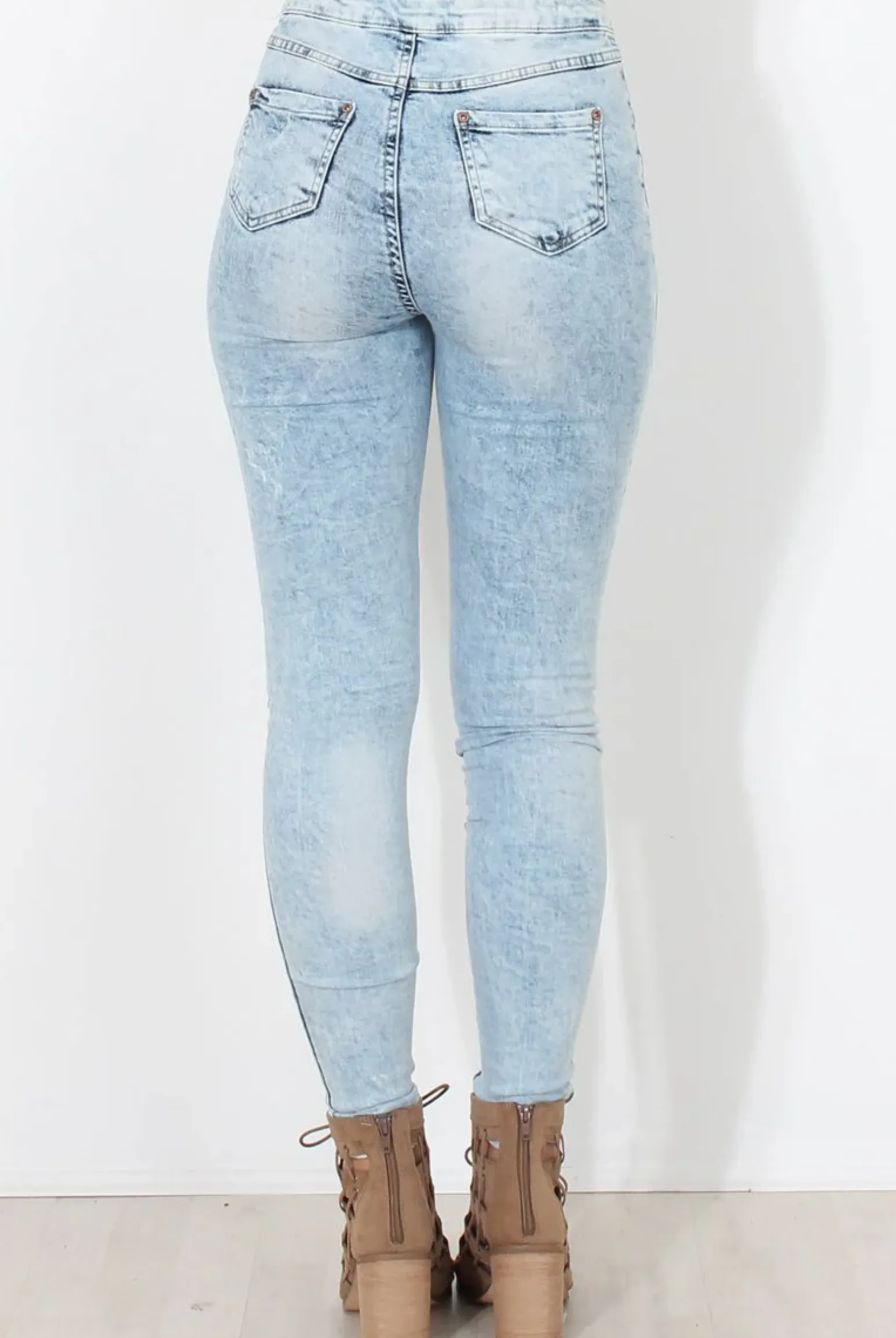 Rebellious Fashion Light Acid Ripped Knee Skinny Jeans - Rea